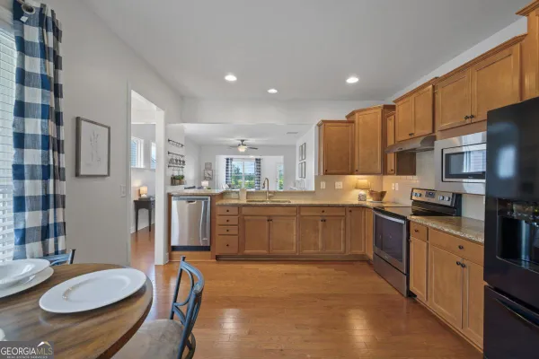 Property Slideshow image 2 of 51 | 1241 branch creek way, Greensboro, GA, 30642