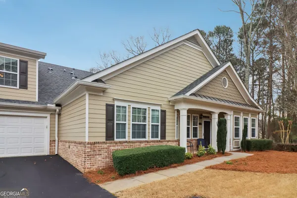 Property Slideshow image 3 of 53 | 2623 grapevine cir 602, Cumming, GA, 30041