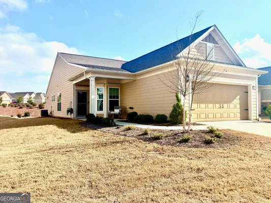 Property Slideshow image 3 of 47 | 113 alcovy ct, Griffin, GA, 30223