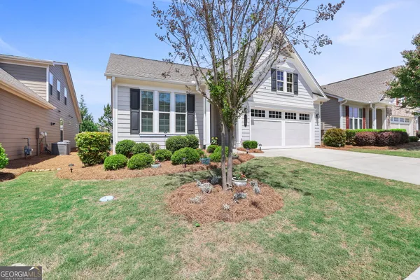 Property Slideshow image 2 of 39 | 330 chestnut oak dr, Peachtree City, GA, 30269