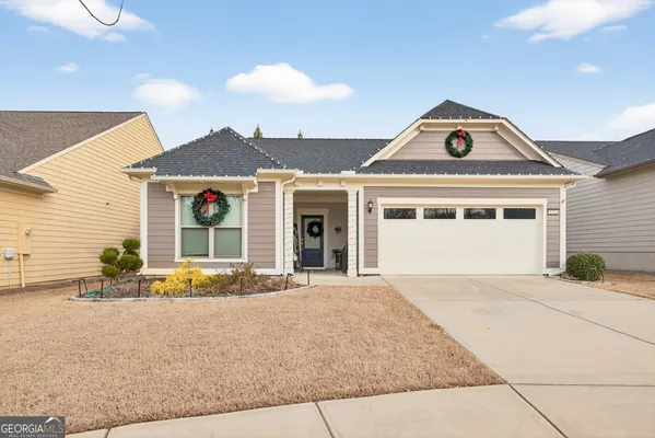 Property Slideshow image 2 of 5 | 5713 cypress bluff ln, Hoschton, GA, 30548