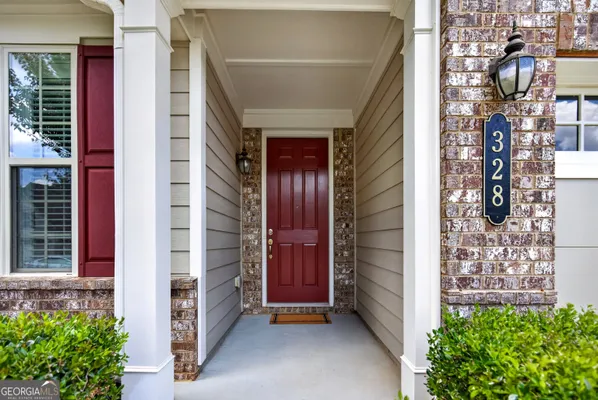 Property Slideshow image 3 of 33 | 328 chestnut oak dr, Peachtree City, GA, 30269