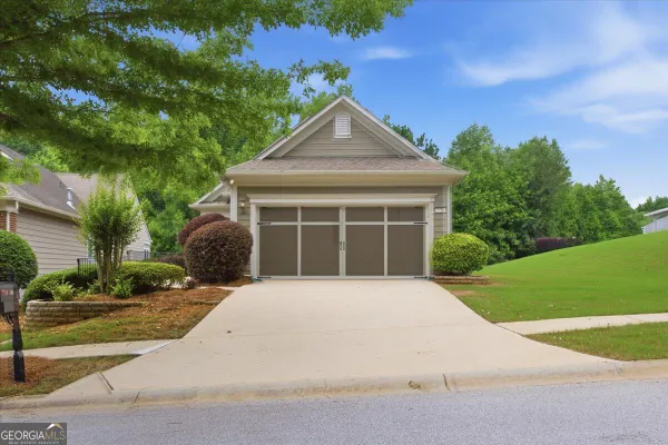 Property Slideshow image 2 of 43 | 130 magic lily dr, Griffin, GA, 30223