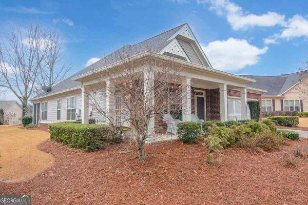 Property Slideshow image 2 of 43 | 1310 creek vista dr, Cumming, GA, 30041