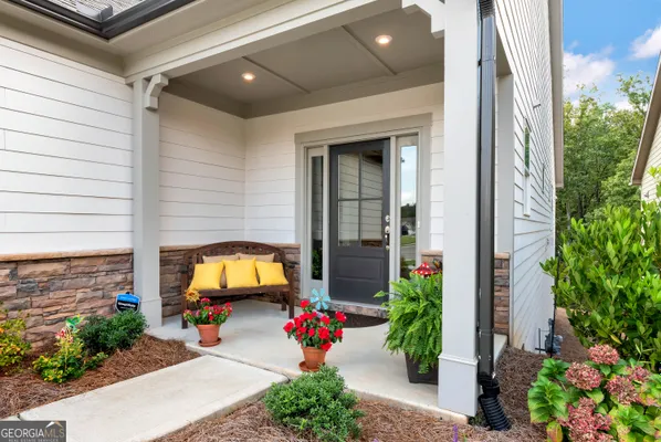 Property Slideshow image 2 of 58 | 269 grand cir, Jasper, GA, 30143