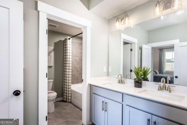Property Slideshow image 2 of 10 | 2247 velvet sage way, Marietta, GA, 30066