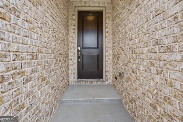 Property Slideshow image 2 of 45 | 226 floral valley dr, Woodstock, GA, 30188