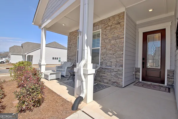 Property Slideshow image 3 of 82 | 93 club cresswind dr, Newnan, GA, 30263