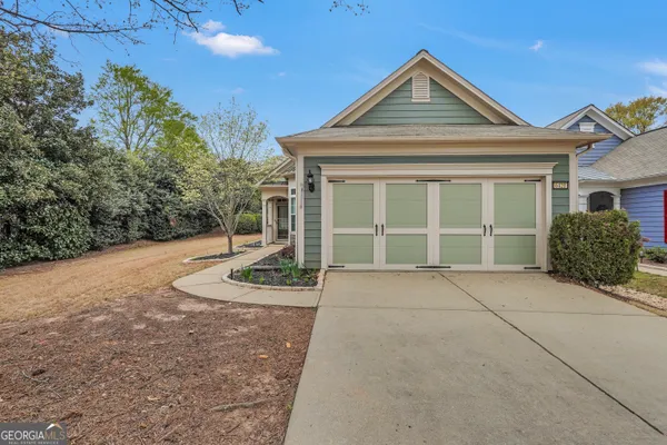 Property Slideshow image 2 of 54 | 6420 rockpoint ln, Hoschton, GA, 30548