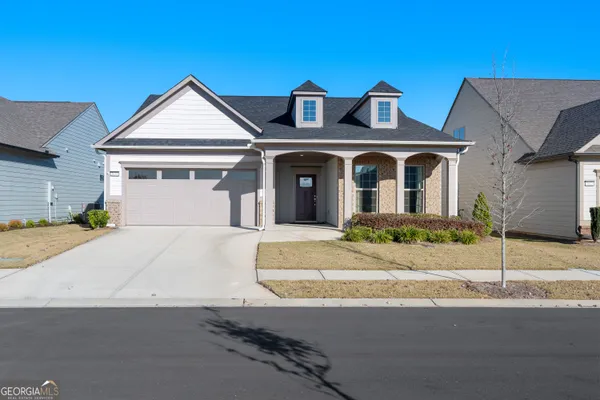 Property Slideshow image 2 of 57 | 5031 adler ct, Hoschton, GA, 30548