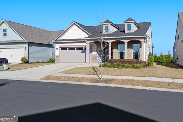 Property Slideshow image 3 of 57 | 5031 adler ct, Hoschton, GA, 30548