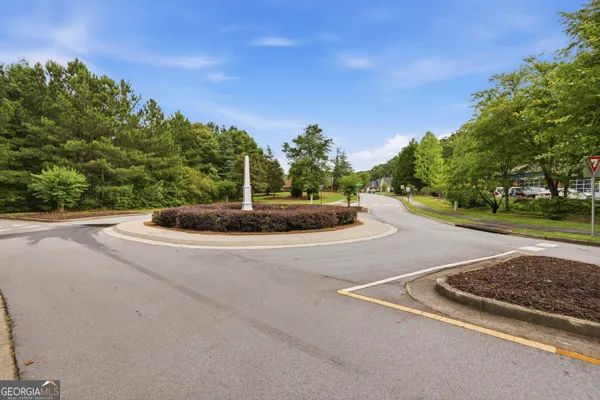 Property Slideshow image 3 of 38 | 9132 leverett cir, Covington, GA, 30014