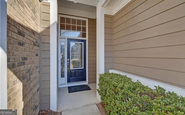Property Slideshow image 3 of 53 | 5908 bluff mountain way, Hoschton, GA, 30548