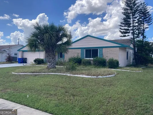 Property Slideshow image 2 of 5 | 1202 desert hills dr, Sun City Center, FL, 33573