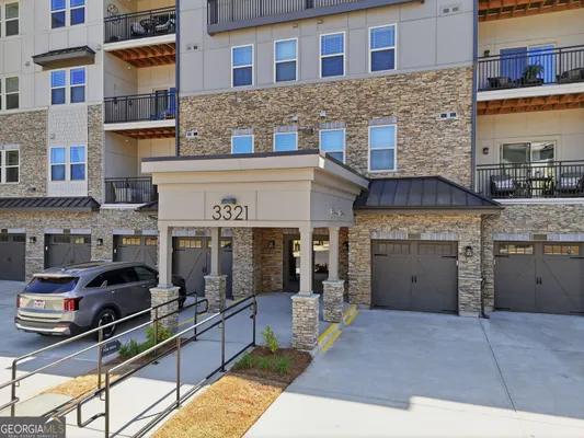 Property Slideshow image 2 of 47 | 3321 orwell way 3204, Cumming, GA, 30041