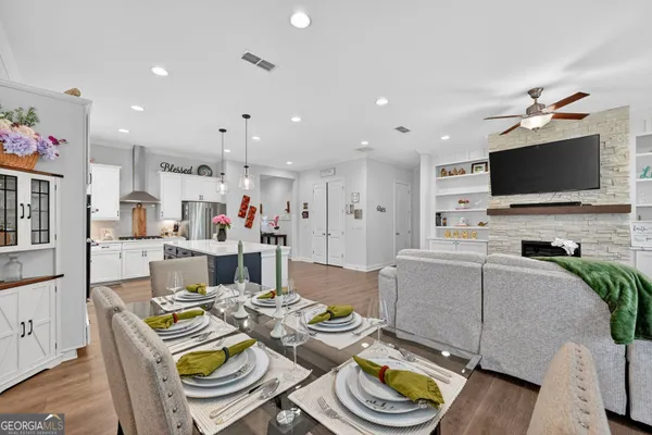 Property Slideshow image 3 of 33 | 3380 steinbeck st, Cumming, GA, 30041