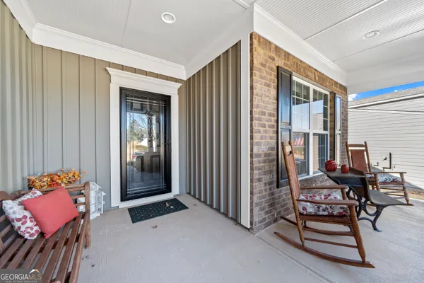 Property Slideshow image 3 of 32 | 1031 creekwood pl, Greensboro, GA, 30642