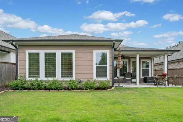 Property Slideshow image 3 of 37 | 205 floral valley dr, Woodstock, GA, 30188