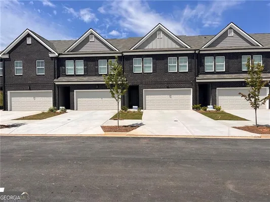 Property Slideshow image 2 of 91 | 273 epping st # 80, Stockbridge, GA, 30281