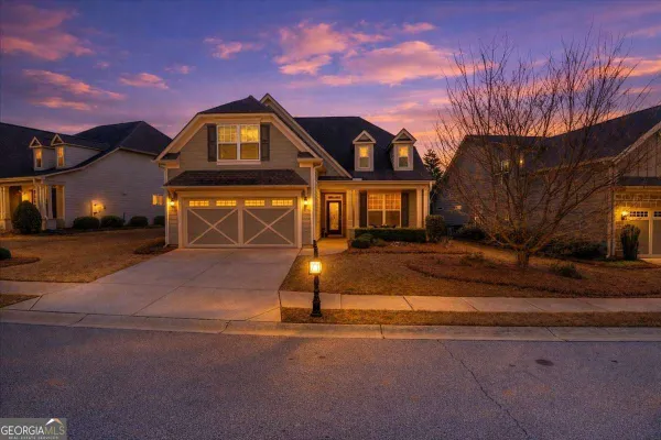 Property Slideshow image 2 of 62 | 3739 golden leaf pt, Gainesville, GA, 30504