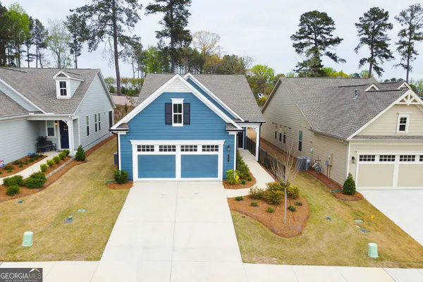 Property Slideshow image 2 of 37 | 30 geneva way, Hoschton, GA, 30548