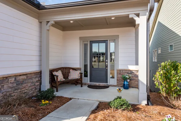 Property Slideshow image 3 of 46 | 269 grand cir, Jasper, GA, 30143