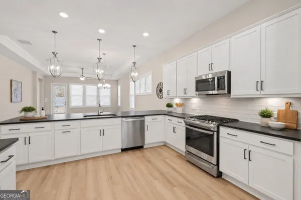 Property Slideshow image 2 of 44 | 45 birchfield ct, Newnan, GA, 30265