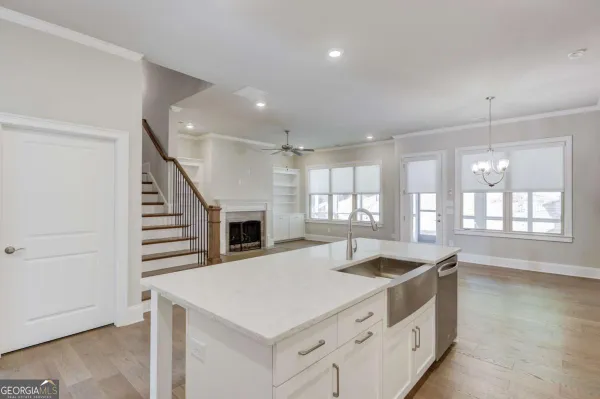 Property Slideshow image 3 of 29 | 5630 overlook club cir, Suwanee, GA, 30024