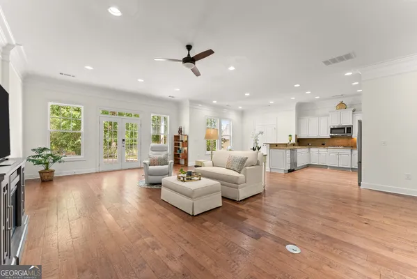 Property Slideshow image 3 of 59 | 3133 scarlet oak ln, Gainesville, GA, 30504