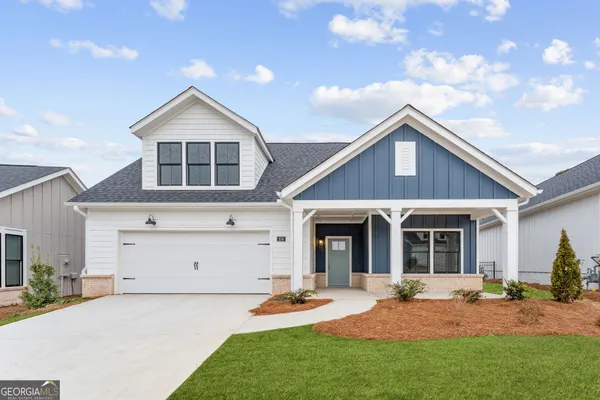 Property Slideshow image 2 of 11 | 216 persimmon way, Holly Springs, GA, 30115