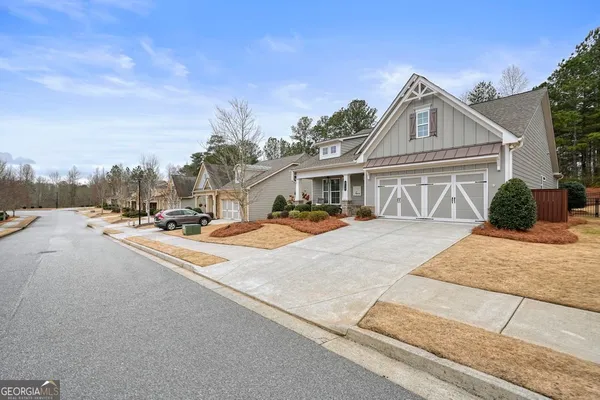 Property Slideshow image 3 of 58 | 214 hopegrove ln, Canton, GA, 30115