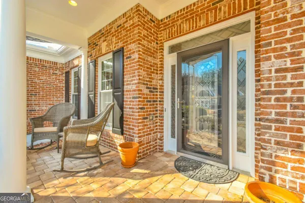 Property Slideshow image 3 of 56 | 6404 falling water ln, Hoschton, GA, 30548