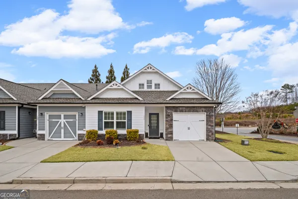 Property Slideshow image 2 of 32 | 111 point view dr, Canton, GA, 30114