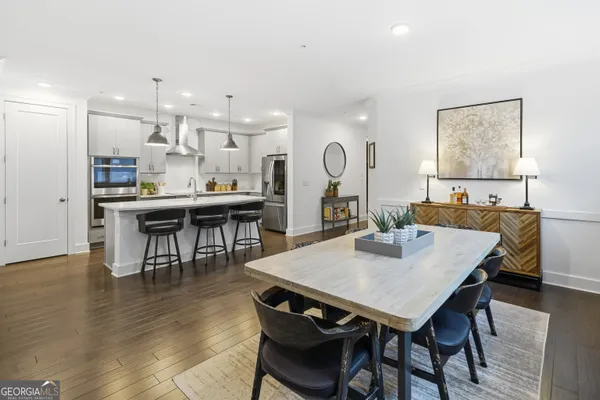 Property Slideshow image 2 of 60 | 209 floral valley dr, Woodstock, GA, 30188