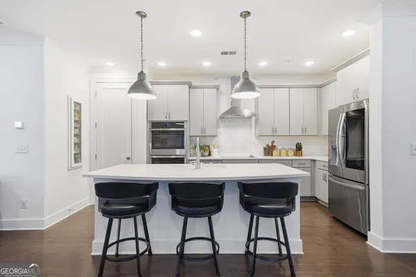 Property Slideshow image 3 of 60 | 209 floral valley dr, Woodstock, GA, 30188