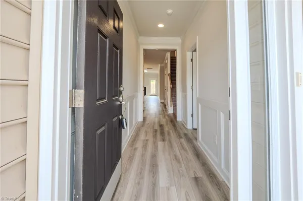 Property Slideshow image 2 of 37 | 202 chariot sq, Winston Salem, NC, 27127