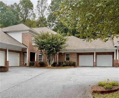 Property Slideshow image 2 of 30 | 6 indigo lake ter e, Greensboro, NC, 27455