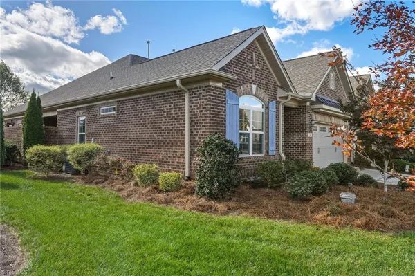 Property Slideshow image 3 of 46 | 201 watchtower ct, Winston Salem, NC, 27127