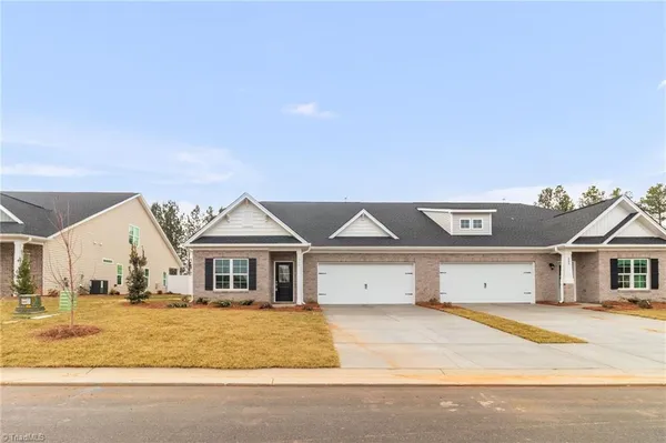 Property Slideshow image 2 of 27 | 504 beeson ct, Clemmons, NC, 27012