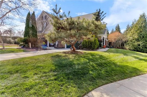 Property Slideshow image 2 of 46 | 116 kestrel ct, Mebane, NC, 27302