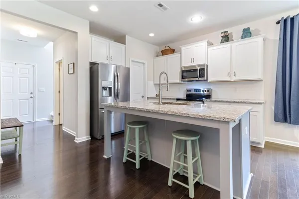 Property Slideshow image 3 of 44 | 429 mockingbird ln, Mebane, NC, 27302