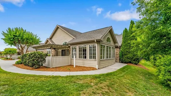 Property Slideshow image 3 of 48 | 4183 birch hammock dr, Greensboro, NC, 27409