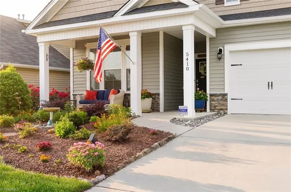 Property Slideshow image 3 of 40 | 5410 quartz ave, Clemmons, NC, 27012