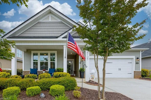 Property Slideshow image 2 of 40 | 5127 garnet hill dr, Clemmons, NC, 27021