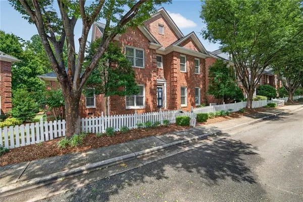 Property Slideshow image 2 of 50 | 14 checkerberry sq, Greensboro, NC, 27455