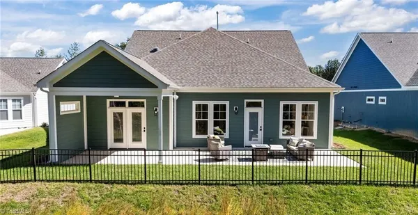 Property Slideshow image 3 of 43 | 5227 sunny brook ct, Clemmons, NC, 27012