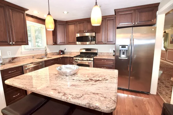 Property Slideshow image 3 of 23 | 80 pine hill blvd # 80, Mashpee, MA, 02649