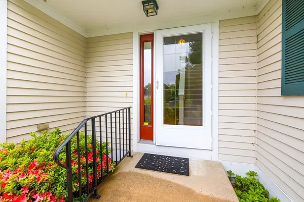 Property Slideshow image 2 of 42 | 15 pebble beach ave # 2005-103, Mashpee, MA, 02649