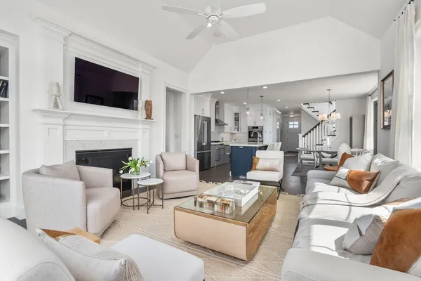 Property Slideshow image 3 of 20 | 4 callahan dr unit 4, Framingham, MA, 01701