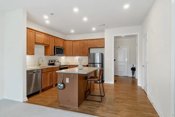Property Slideshow image 3 of 24 | 3103 peters farm way # 3103, Westborough, MA, 01581
